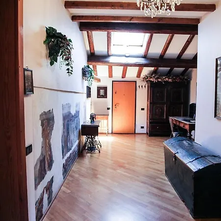 Dell'affresco Apartament Reggio nell'Emilia